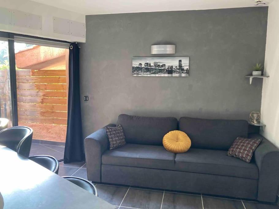 Maison Sainte Lucie De Porto-Vecchio ภายนอก รูปภาพ